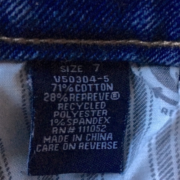 Vanilla Star Real Cheeky Distressed Jeans NWOT, button fly 28/7 - Picture 6 of 6